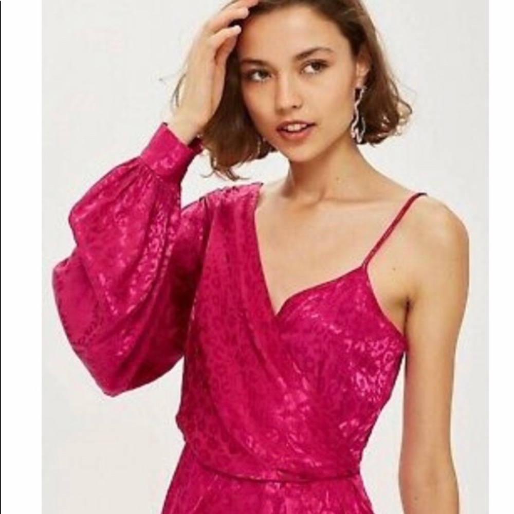 Topshop Magenta Pink Jacquard drop shoulder dress.